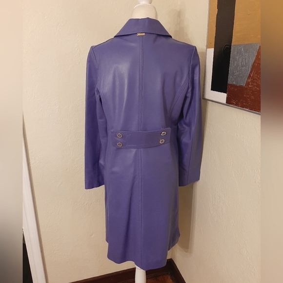ST. JOHN Leather Coat